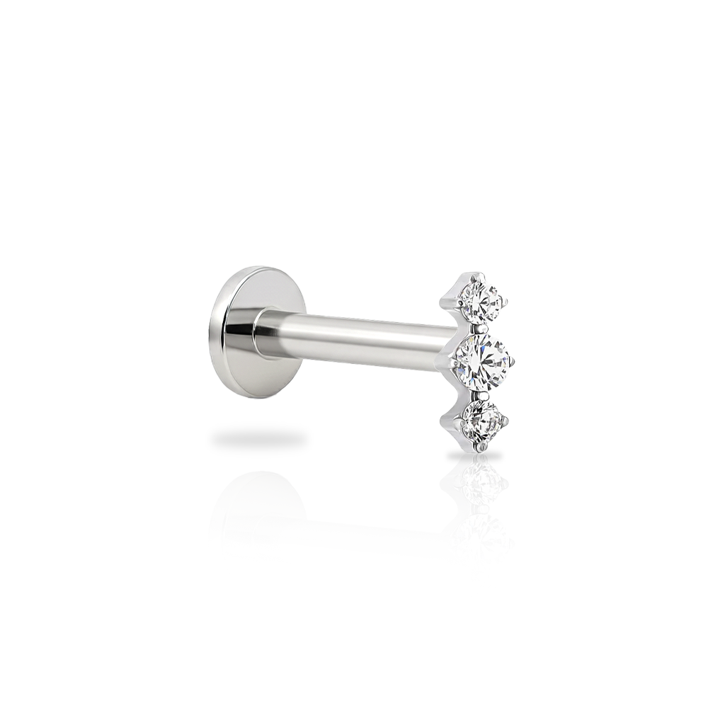 V-Platinum 3 Stone Prong Flatback
